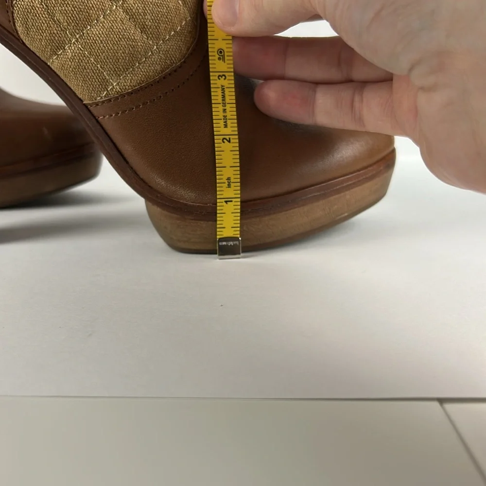 BCBGMaxAzria Kingston Platform Booties size 9.5